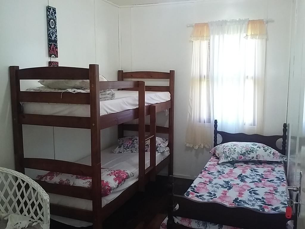 Pousada Hospedagem Rose'S Canela Phòng bức ảnh