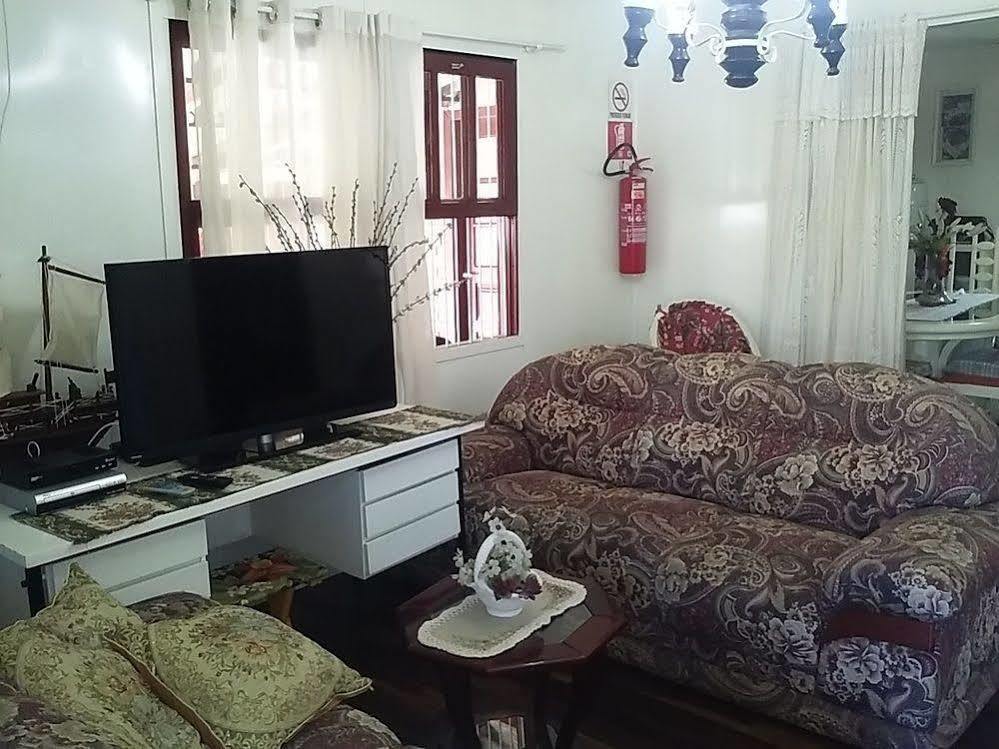 Pousada Hospedagem Rose'S Canela Ngoại thất bức ảnh